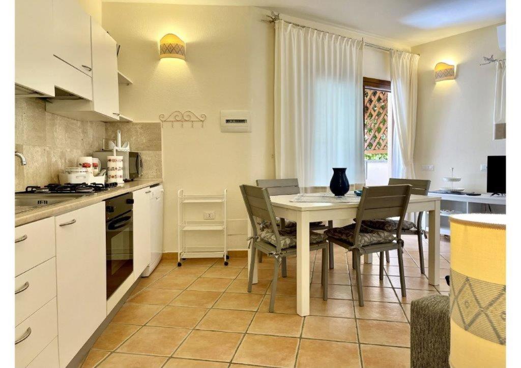 Le Residenze Sul Mare B6 Apartment Porto Ottiolu Ngoại thất bức ảnh