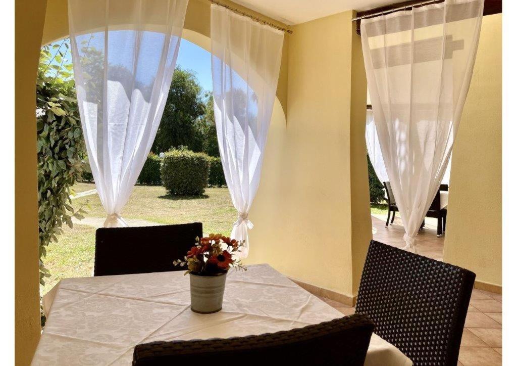 Le Residenze Sul Mare B6 Apartment Porto Ottiolu Ngoại thất bức ảnh