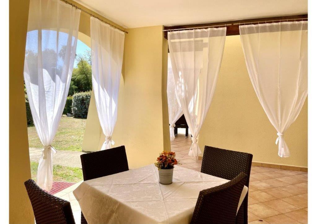 Le Residenze Sul Mare B6 Apartment Porto Ottiolu Ngoại thất bức ảnh
