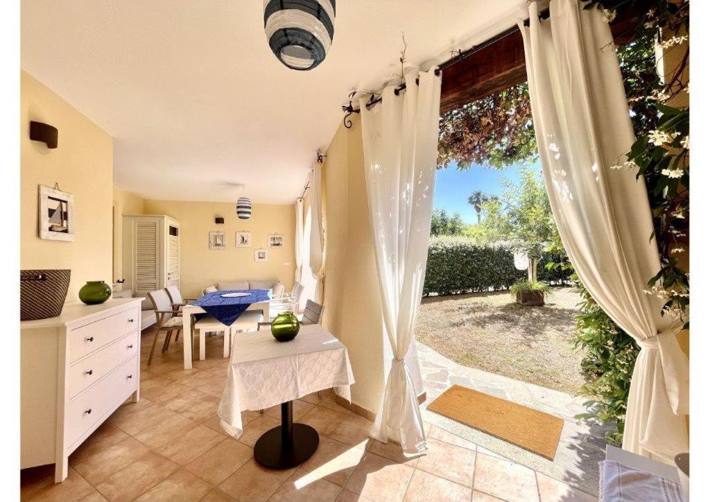 Le Residenze Sul Mare B6 Apartment Porto Ottiolu Ngoại thất bức ảnh