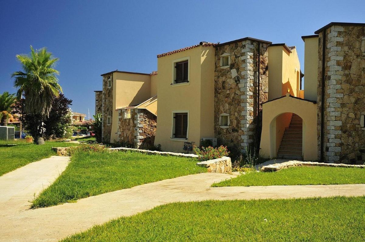 Le Residenze Sul Mare B6 Apartment Porto Ottiolu Ngoại thất bức ảnh